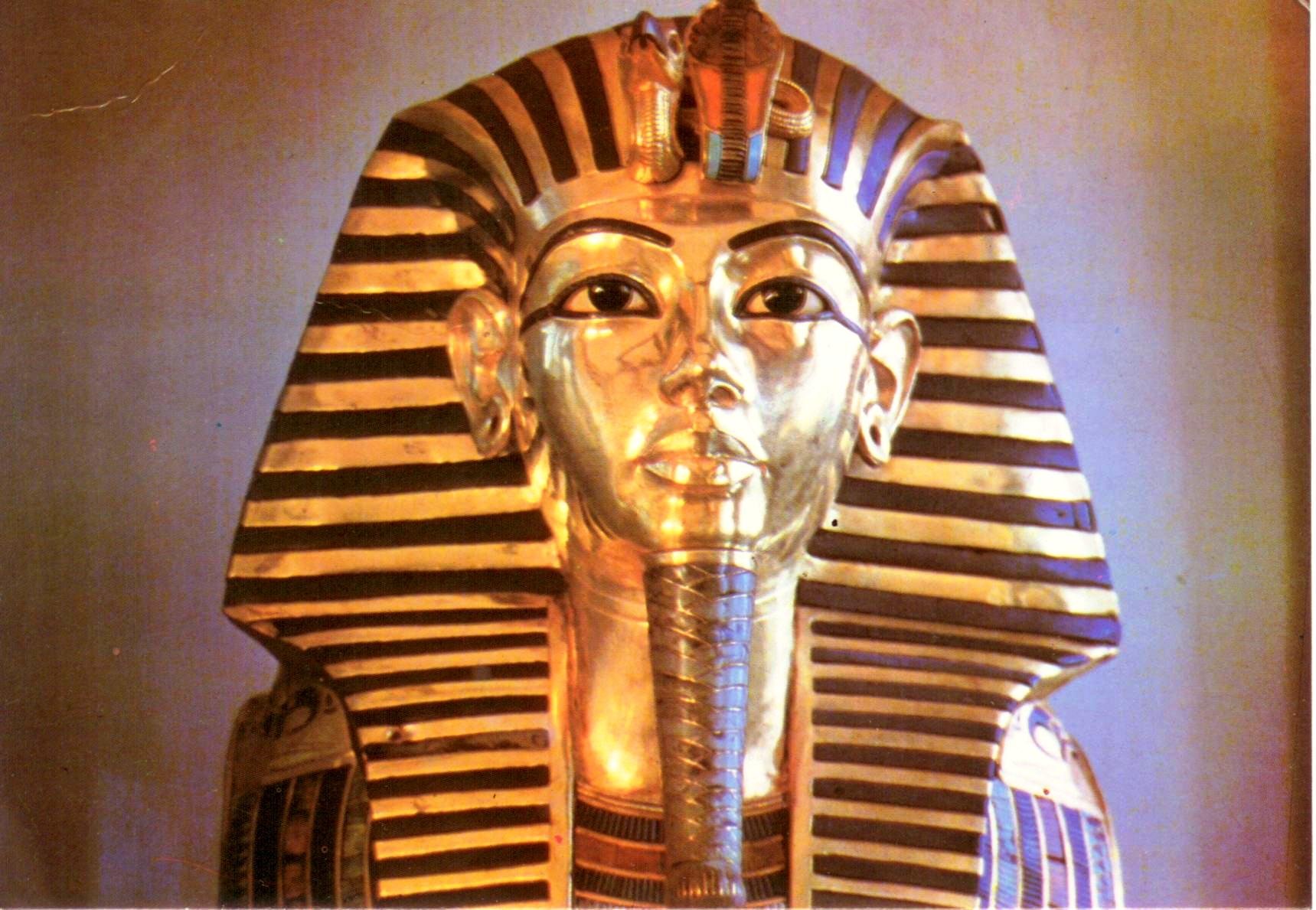 Фараон на букву т. Фараон Египта Тутанхамон. Маска фараона Тутанхамона. Погребальная маска Тутанхамона. Древний Египет Тутанхамон маска.