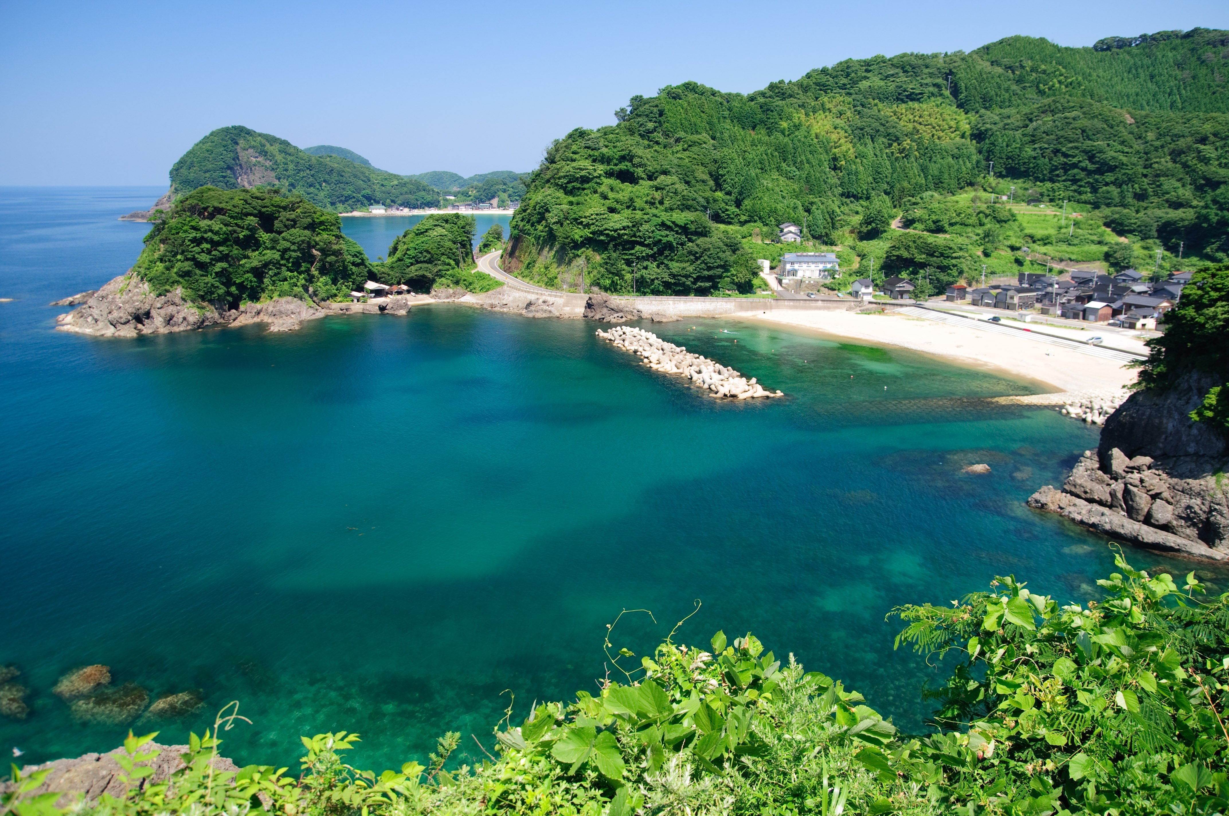 Отдых на японском море. Окинава Япония побережье. Окинава Япония мыс. Пляжи острова Окинава. Японское море Приморский край пляж.