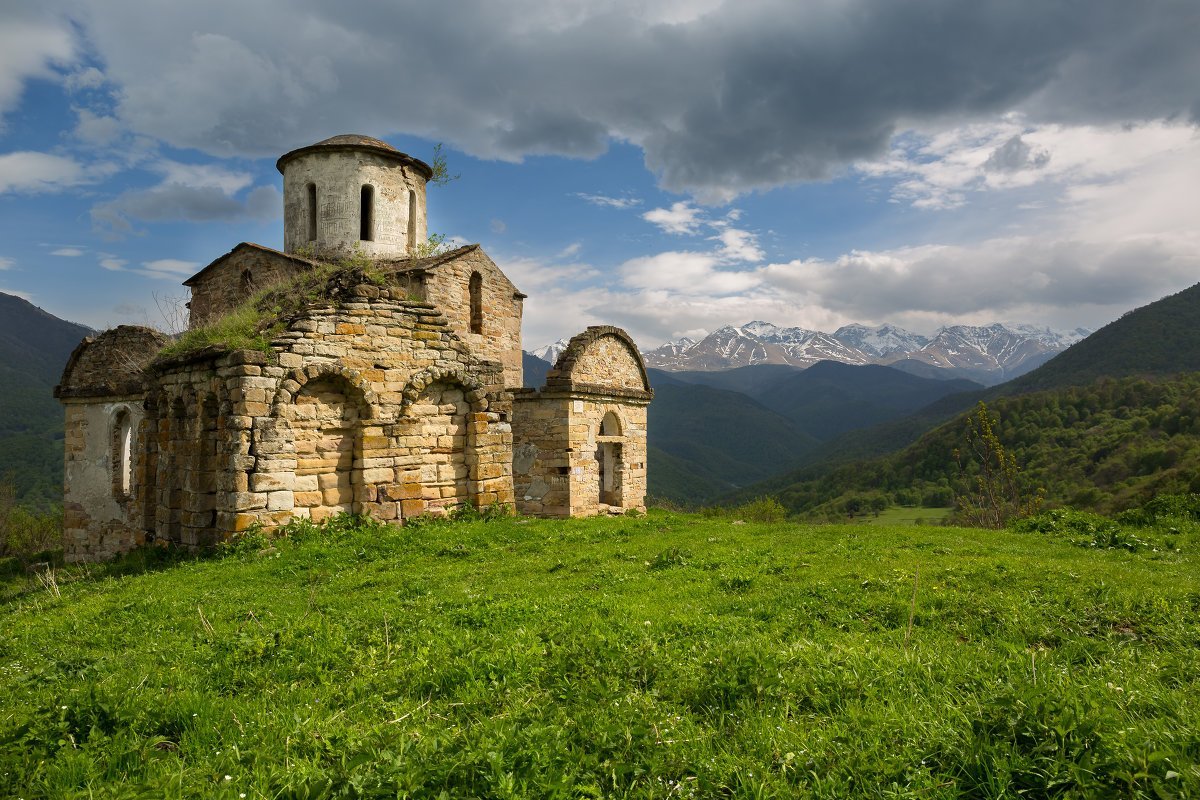 Сентинский храм Карачаево-Черкесия