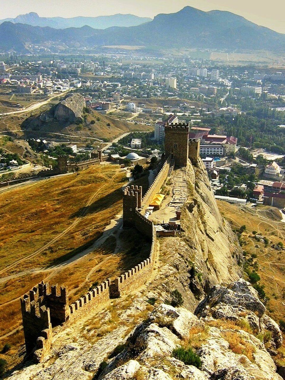 Генуэзская крепость