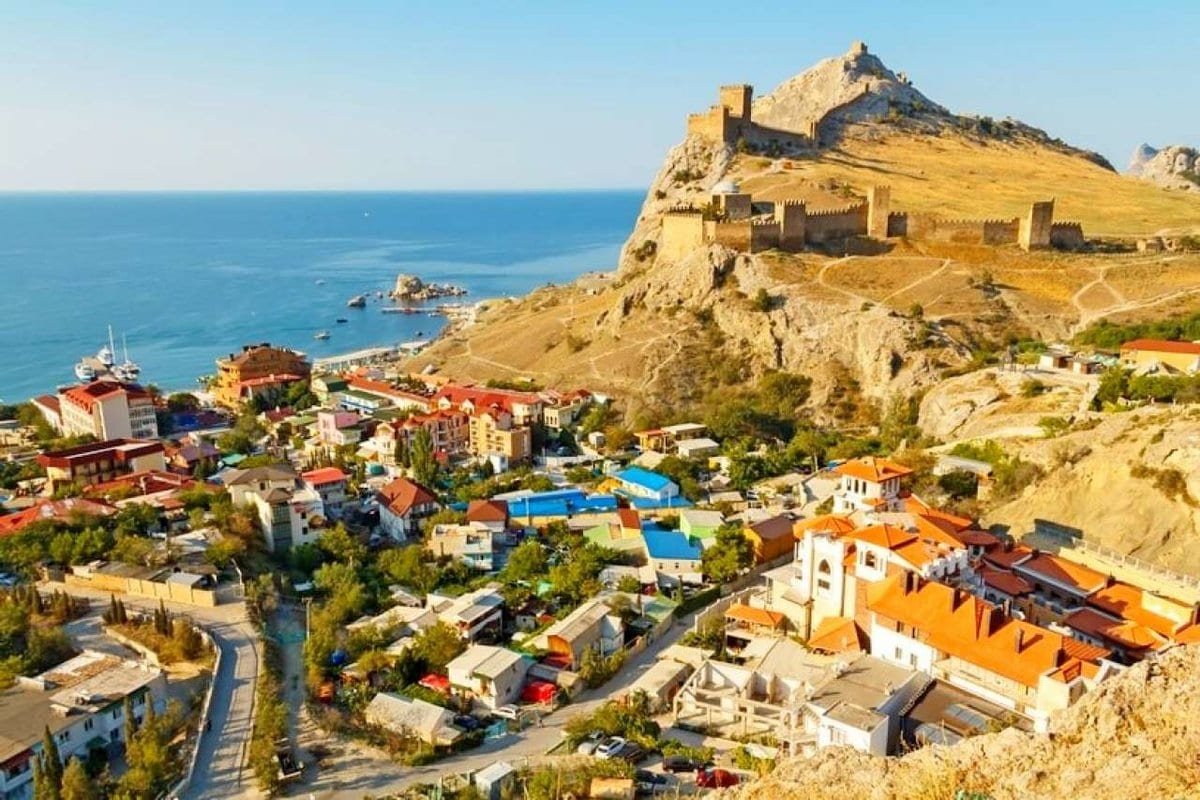 Город Судак в Крыму