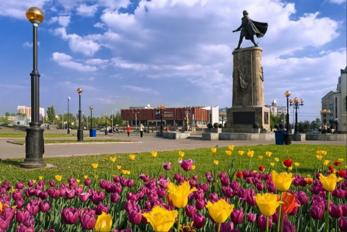 Памятник 300-летию Липецка