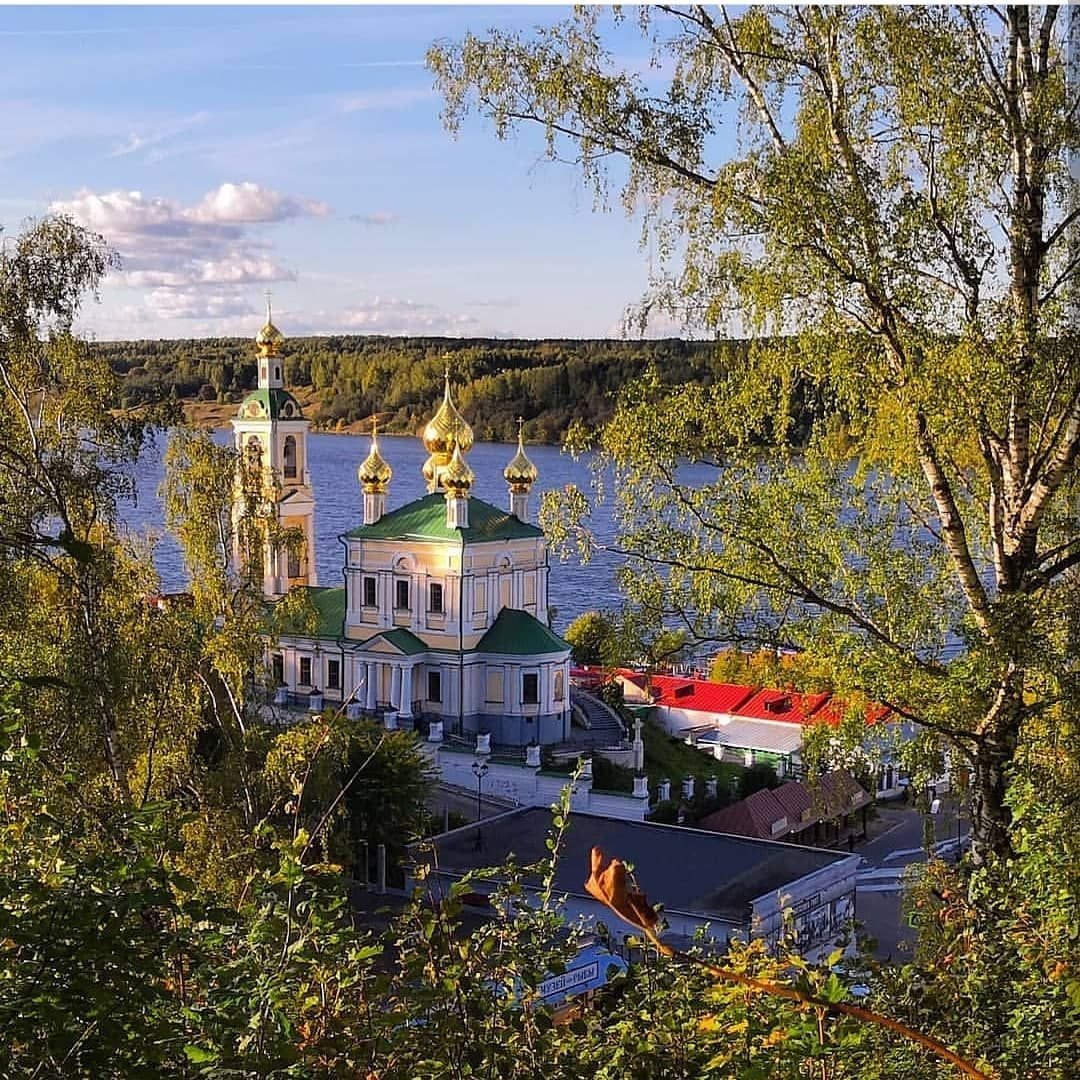 Плёс город
