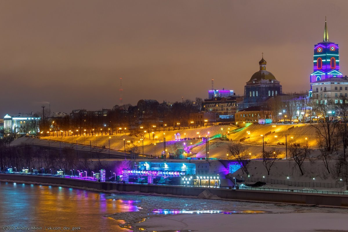 Ночная набережная Кама Пермь