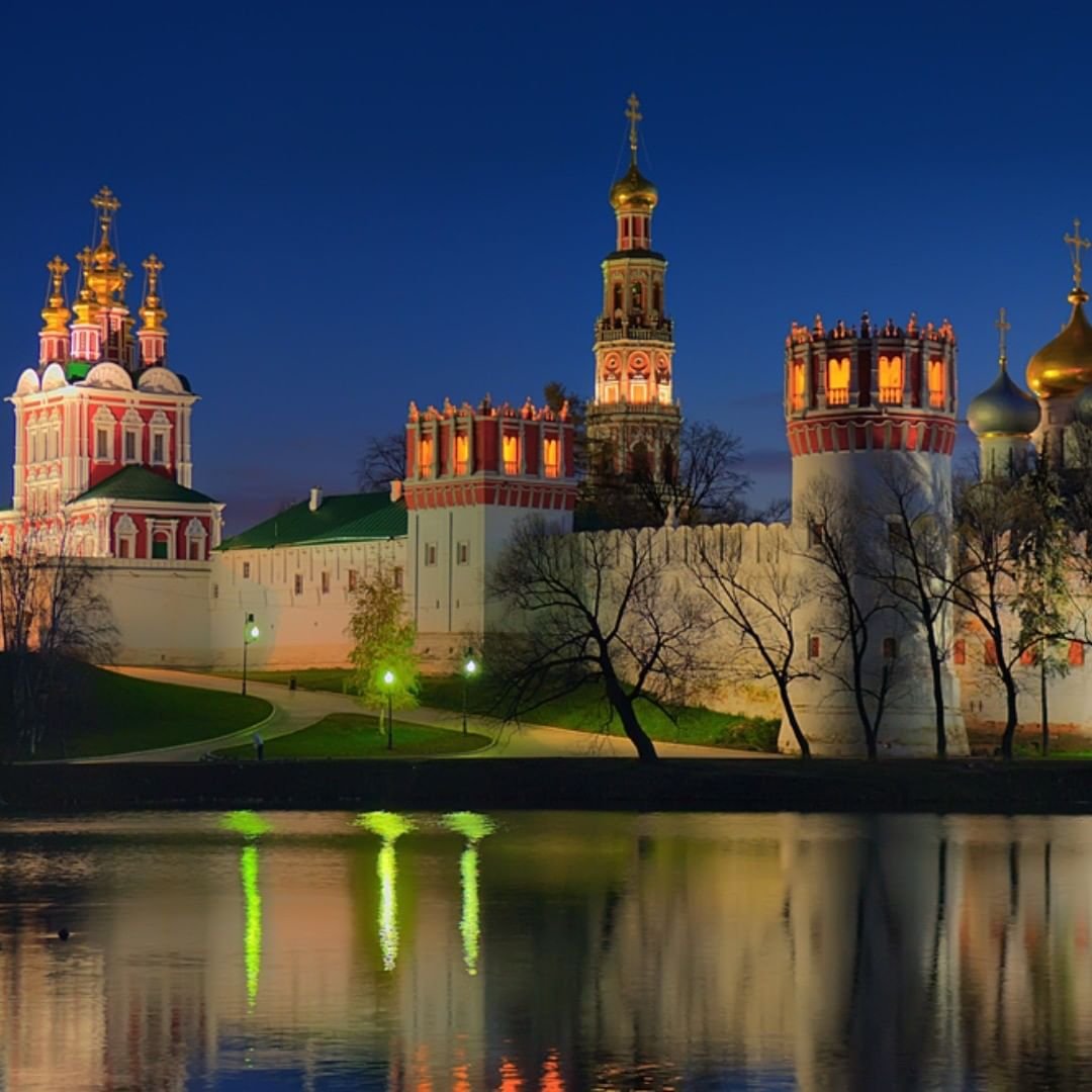 Новодевичий монастырь в Москве 1524