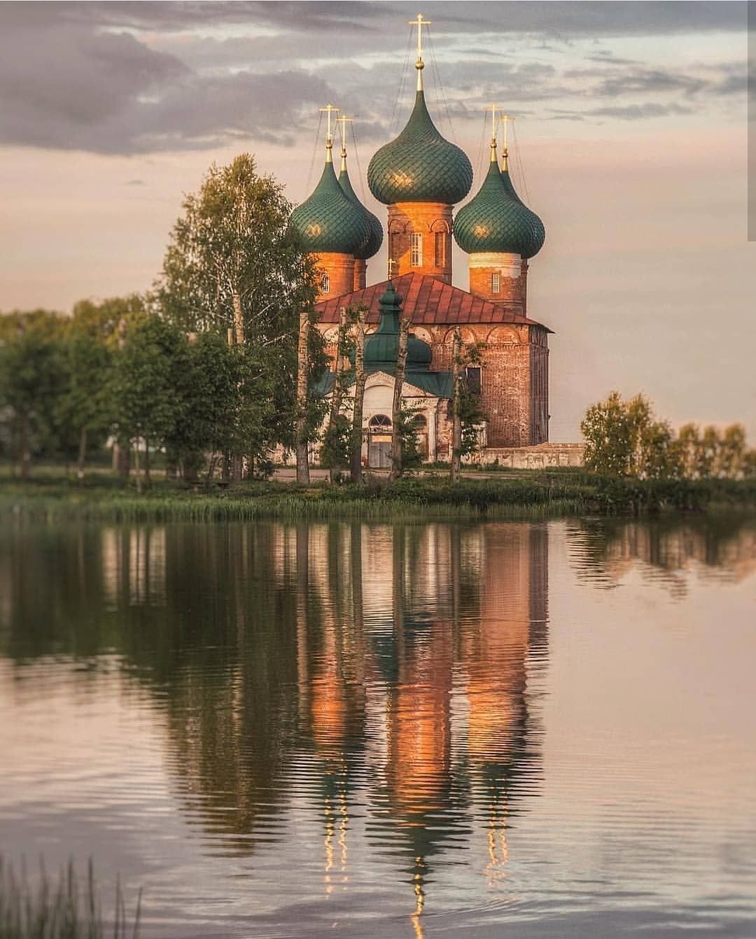 Великосельский Кремль Ярославская