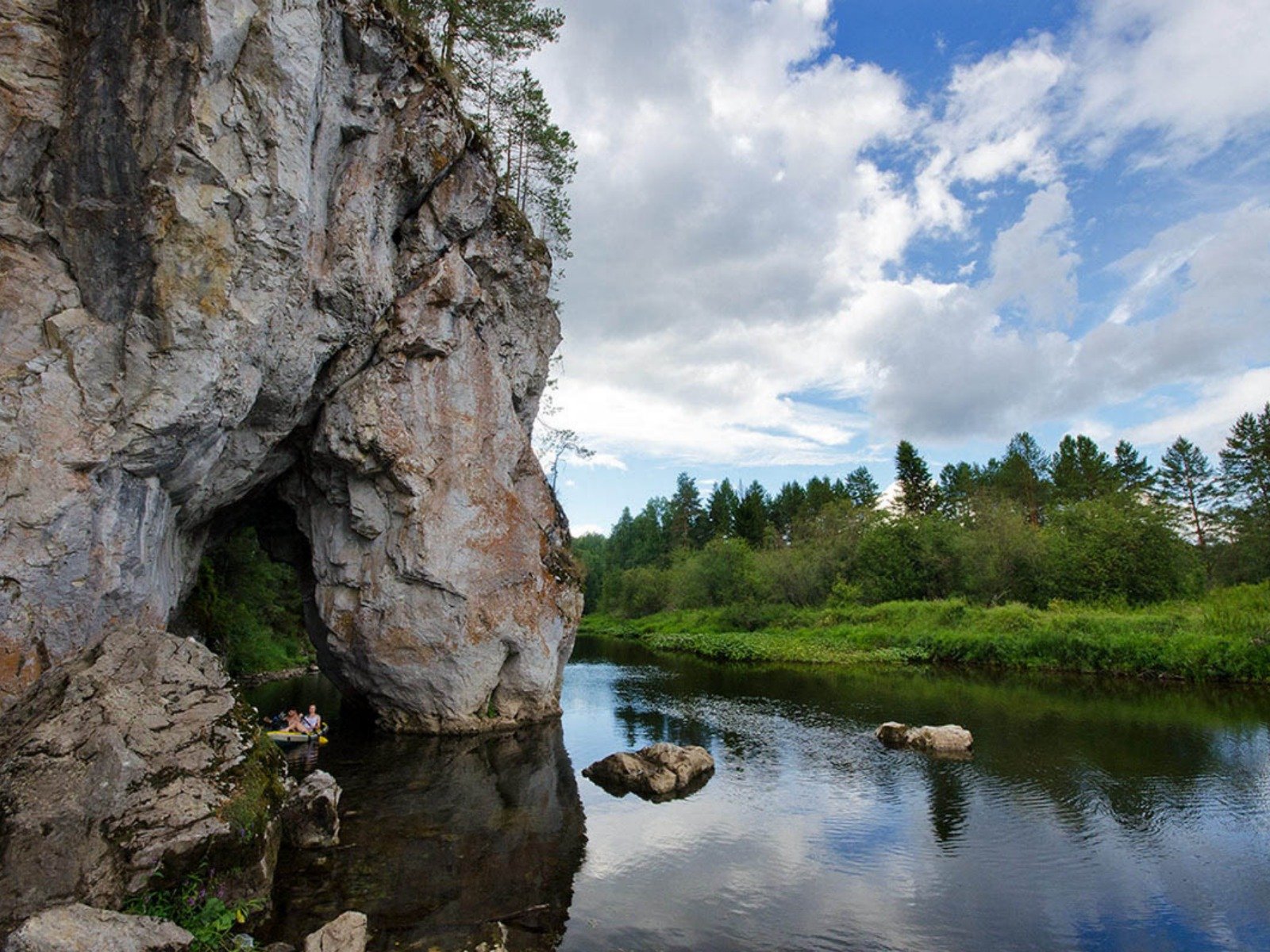 Природные достопримечательности екатеринбурга. Оленьи ручьи природный парк. Река Серга Оленьи ручьи.