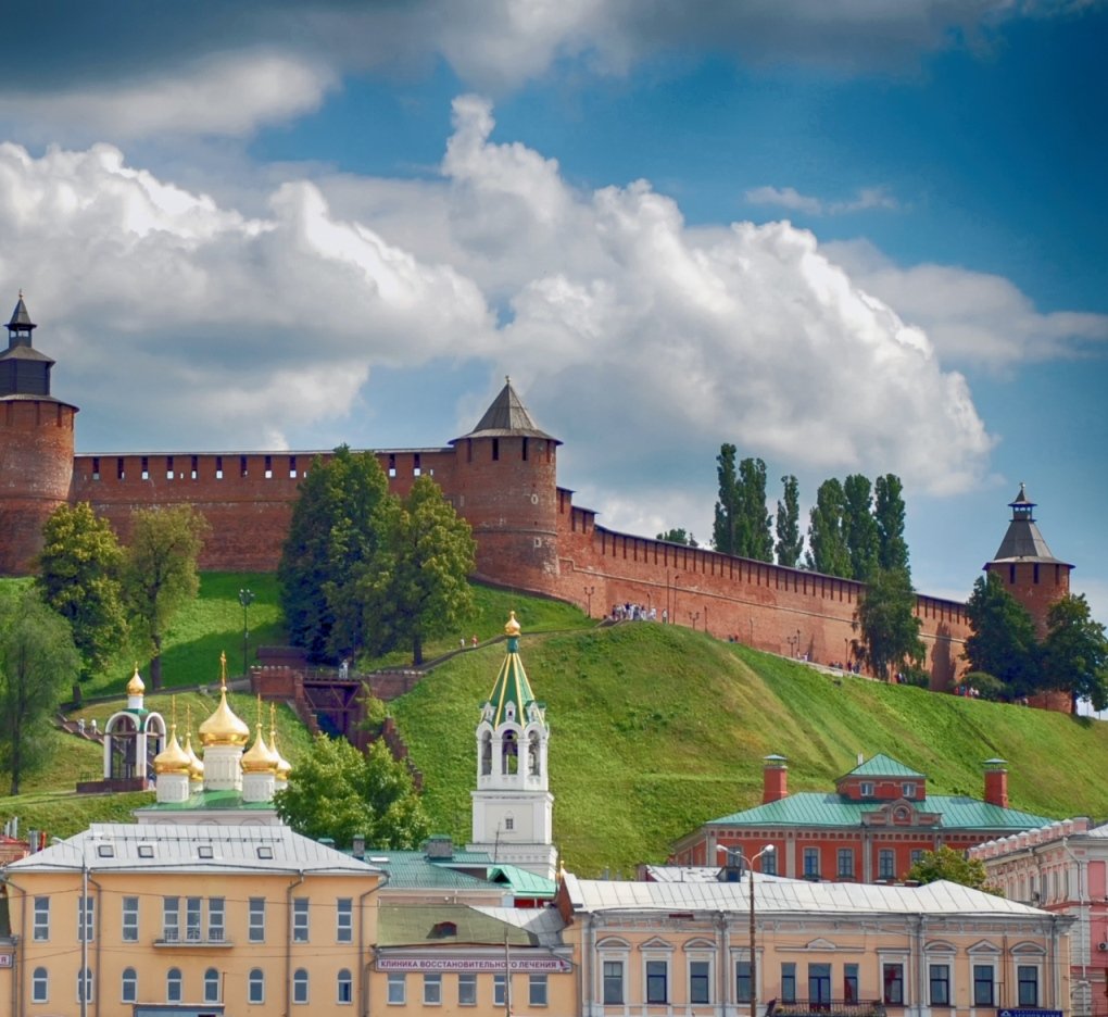 День рождение новгорода. Нижний Новгород Кремль 800 лет. 800 Лет Нижнему Новгороду на фоне Кремля. Гиф Кремль Нижний Новгород. Нижний Новгород Кремль арт.