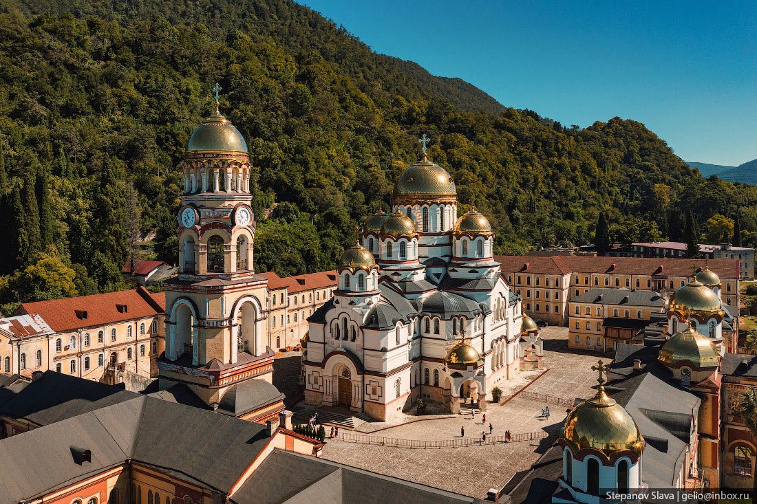 Замок принца ольденбургскоггагра