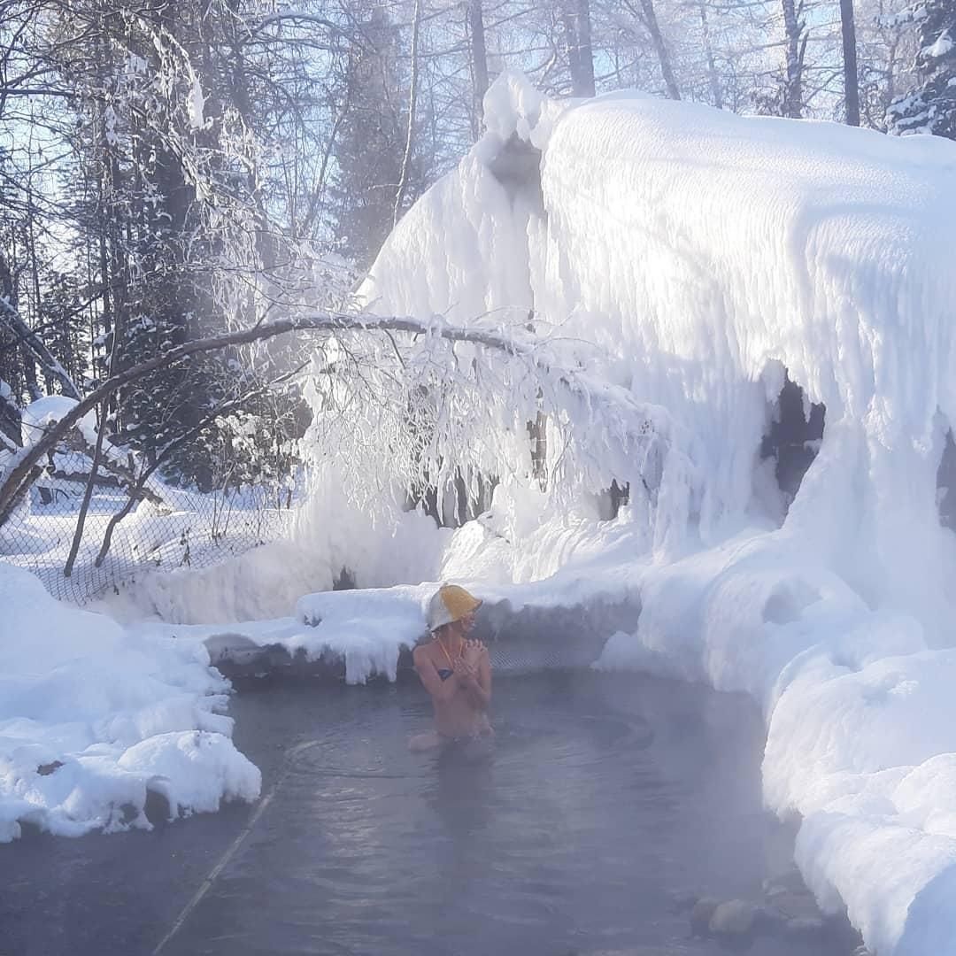 Байкал термальные источники Хакусы зима