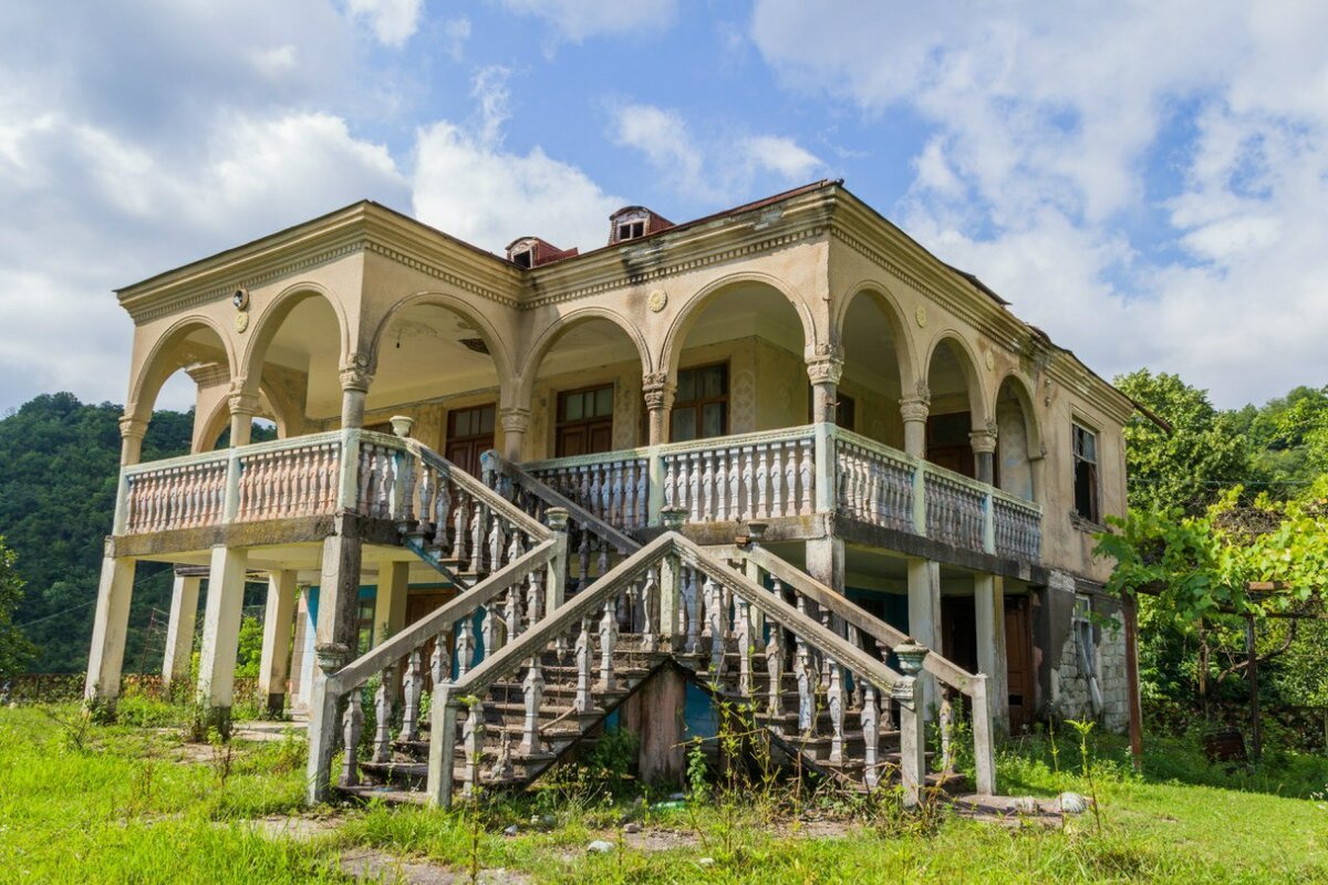 Княжеский особняк Гудаута
