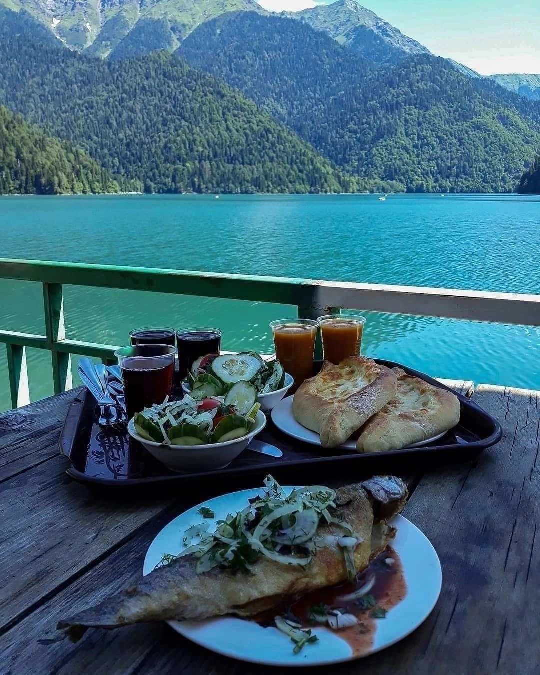 Гагра девушки