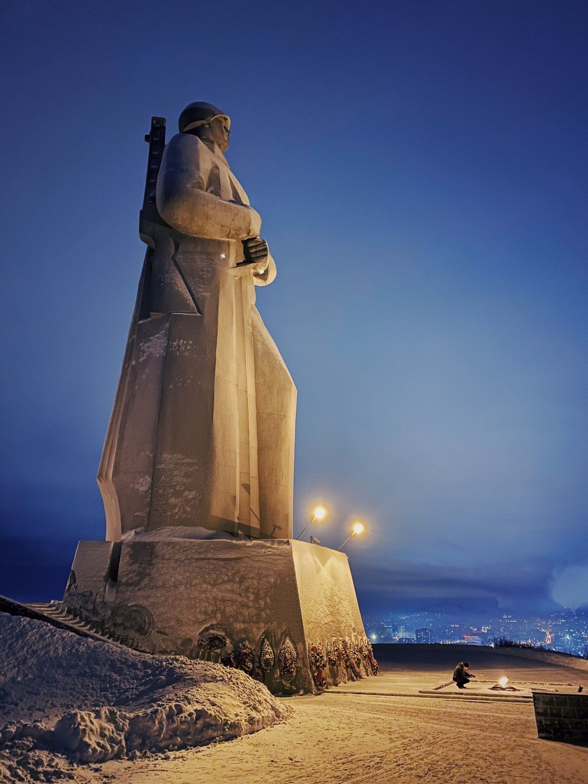 Монумент Алеша в Мурманске