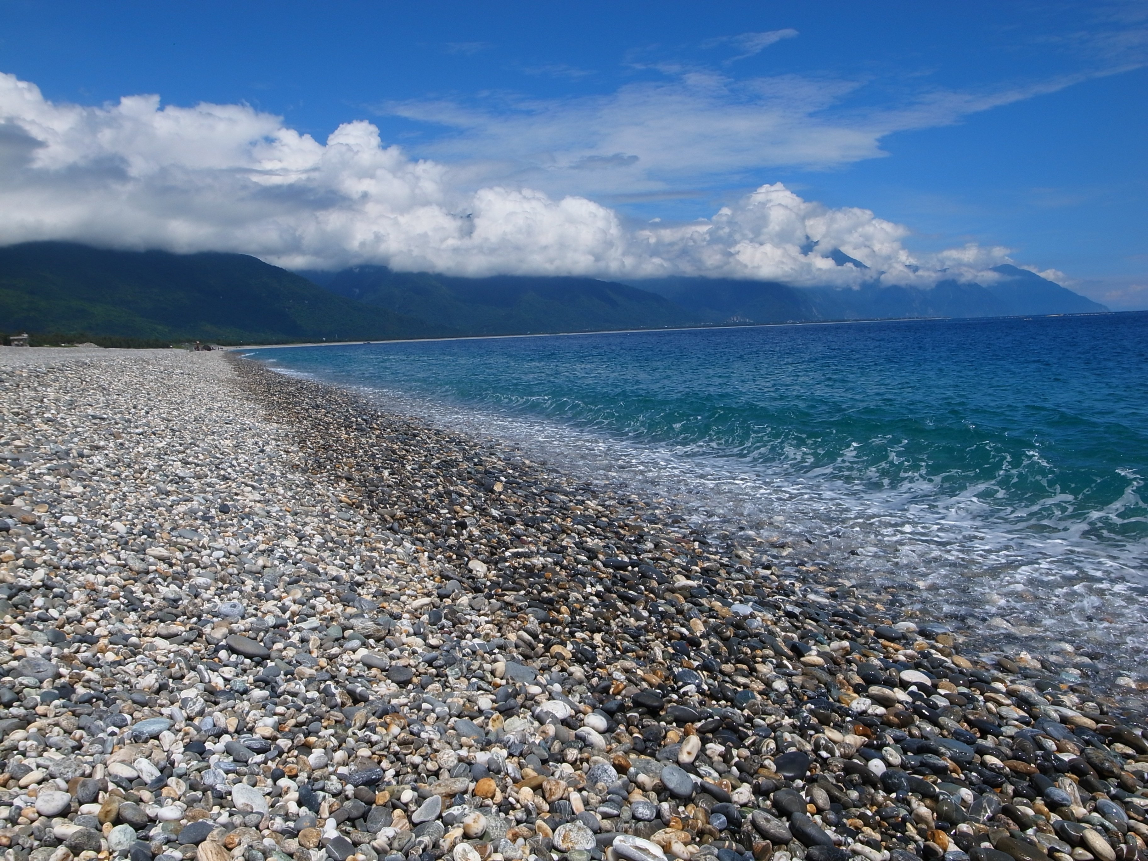 Вода моря в батуми