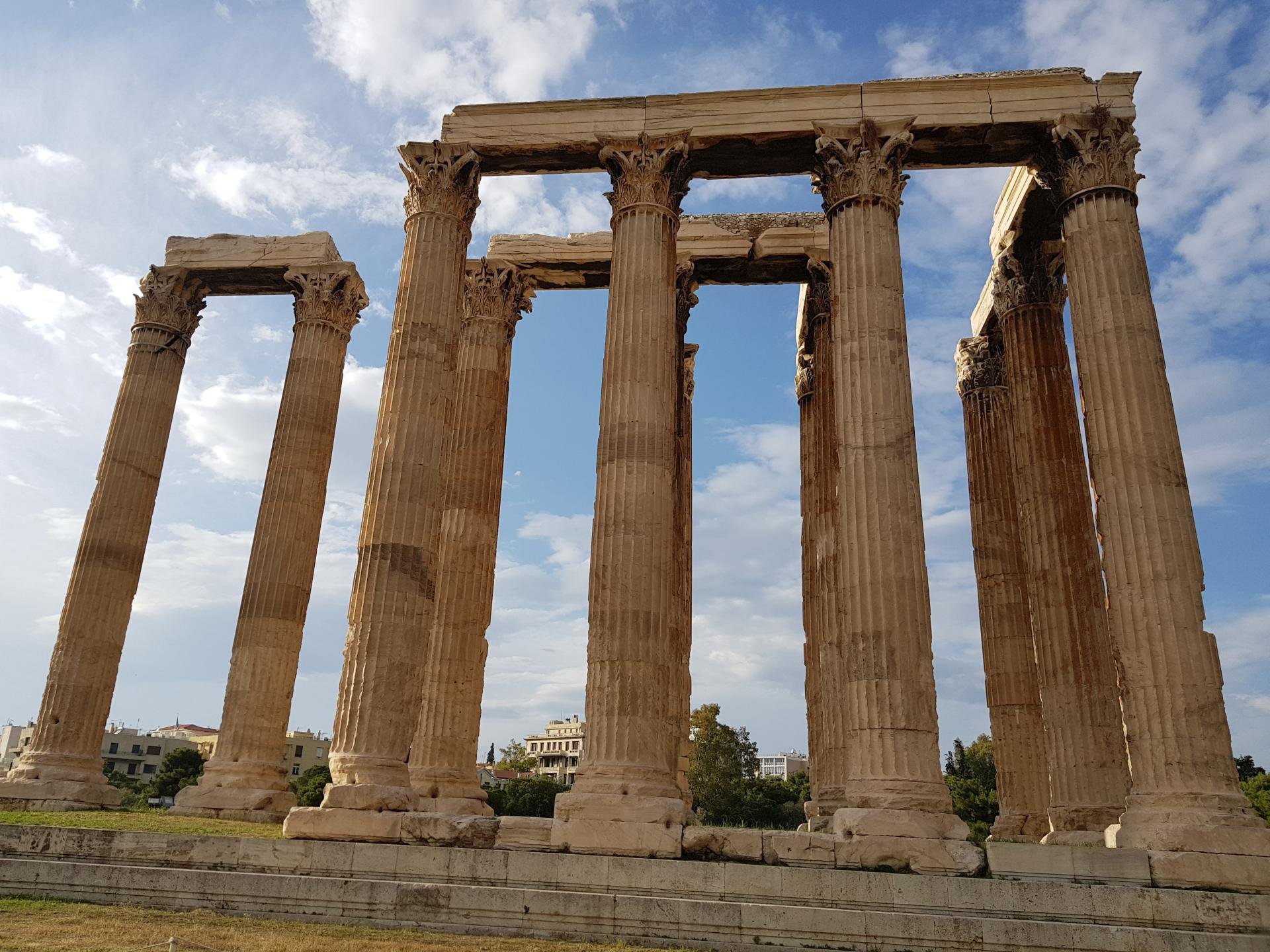 Афины колонны