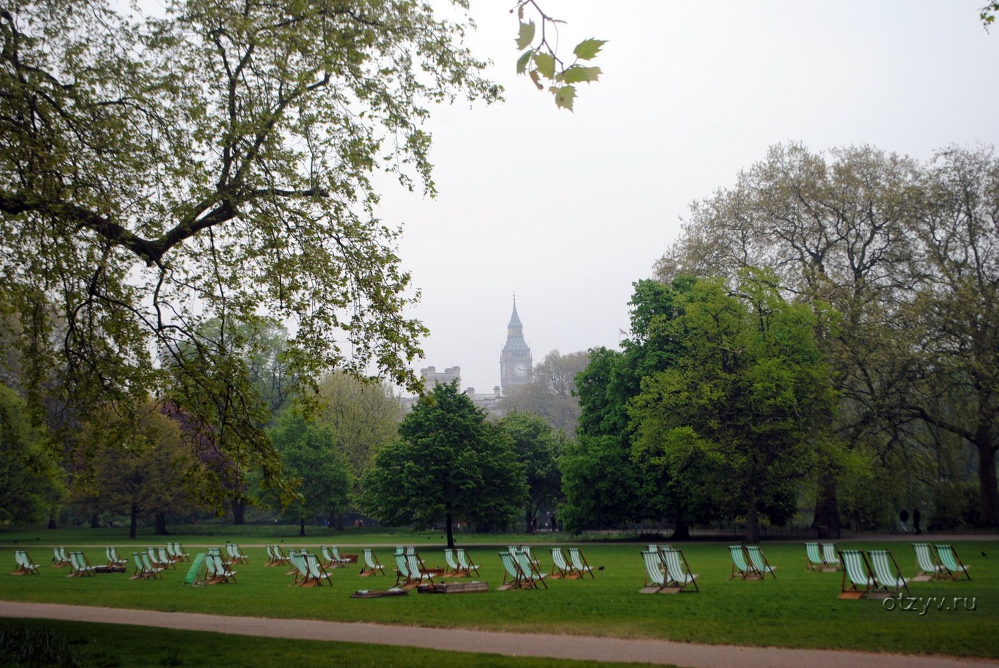 Зеленый лондон. Green Park Англия. Парк в Лондоне Грин парк. Парк в Лондоне гайд парк. Гайд парк Лондон Эстетика.
