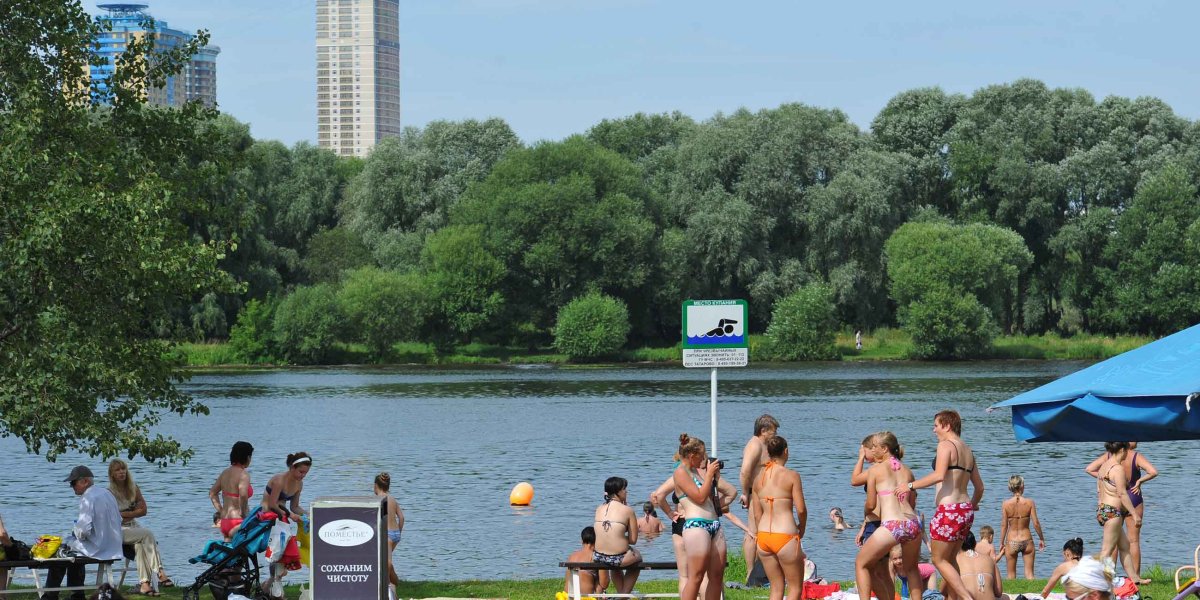 Пляж Бора-Бора в Серебряном Бору в Москве