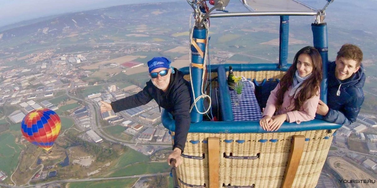 Кататься на воздушном шаре