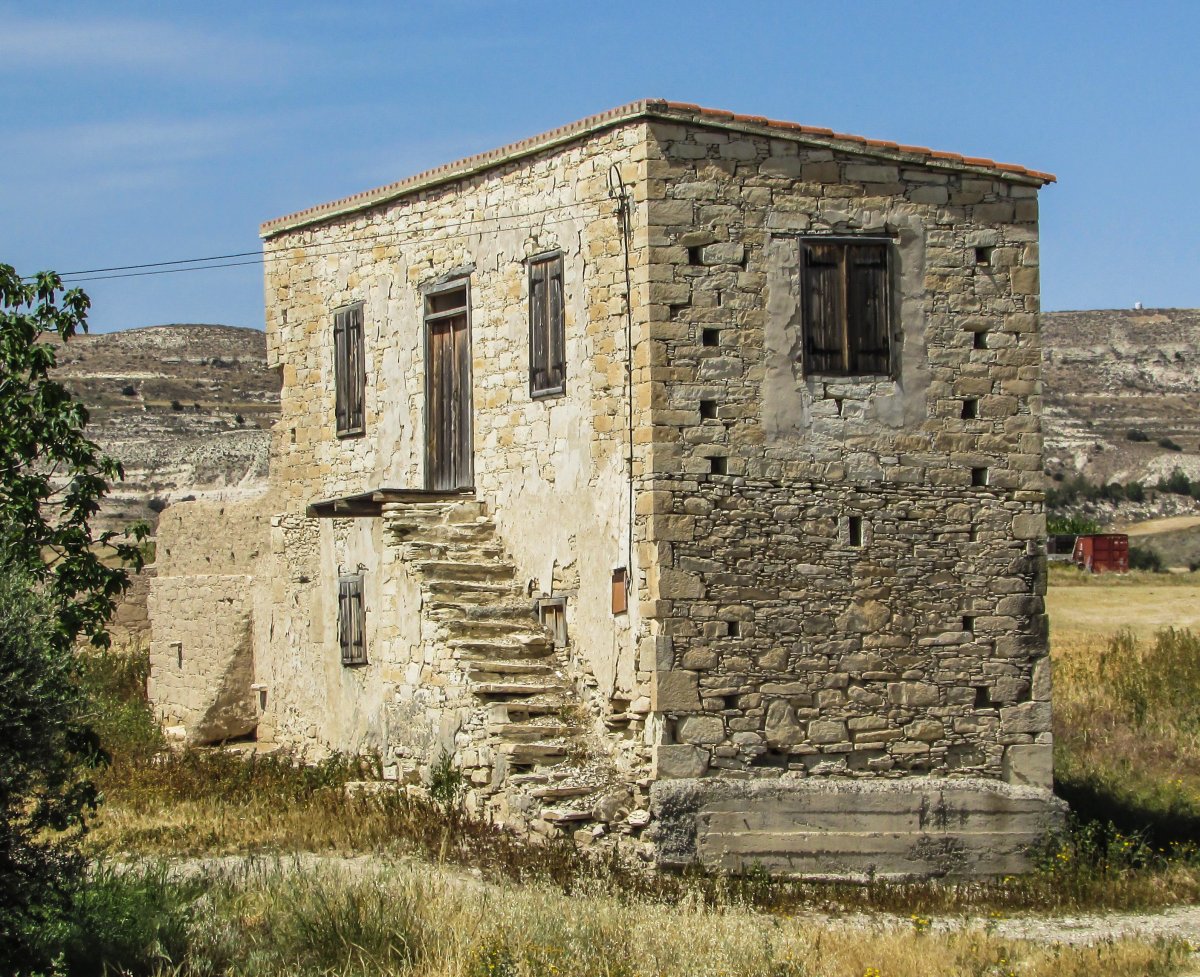 Греческий дом старинный