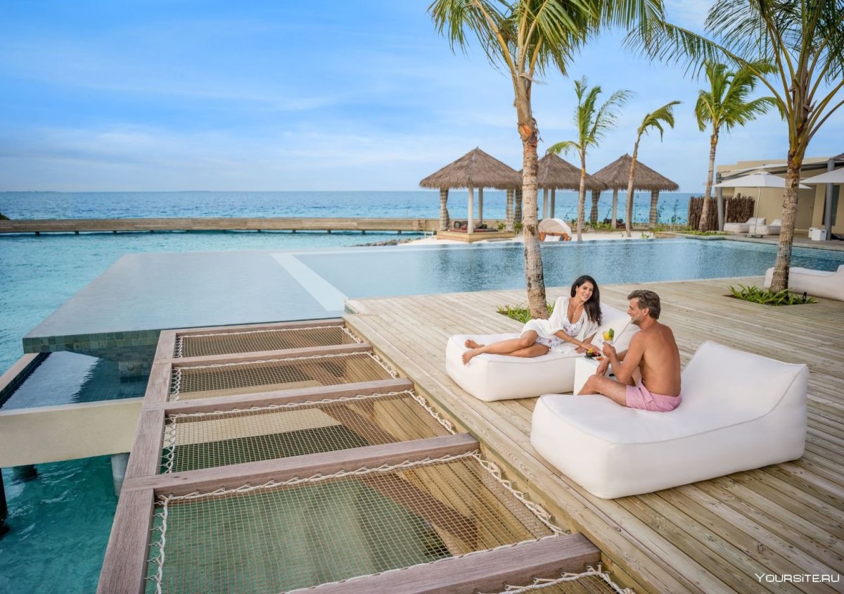 Отель INTERCONTINENTAL Maldives Maamunagau