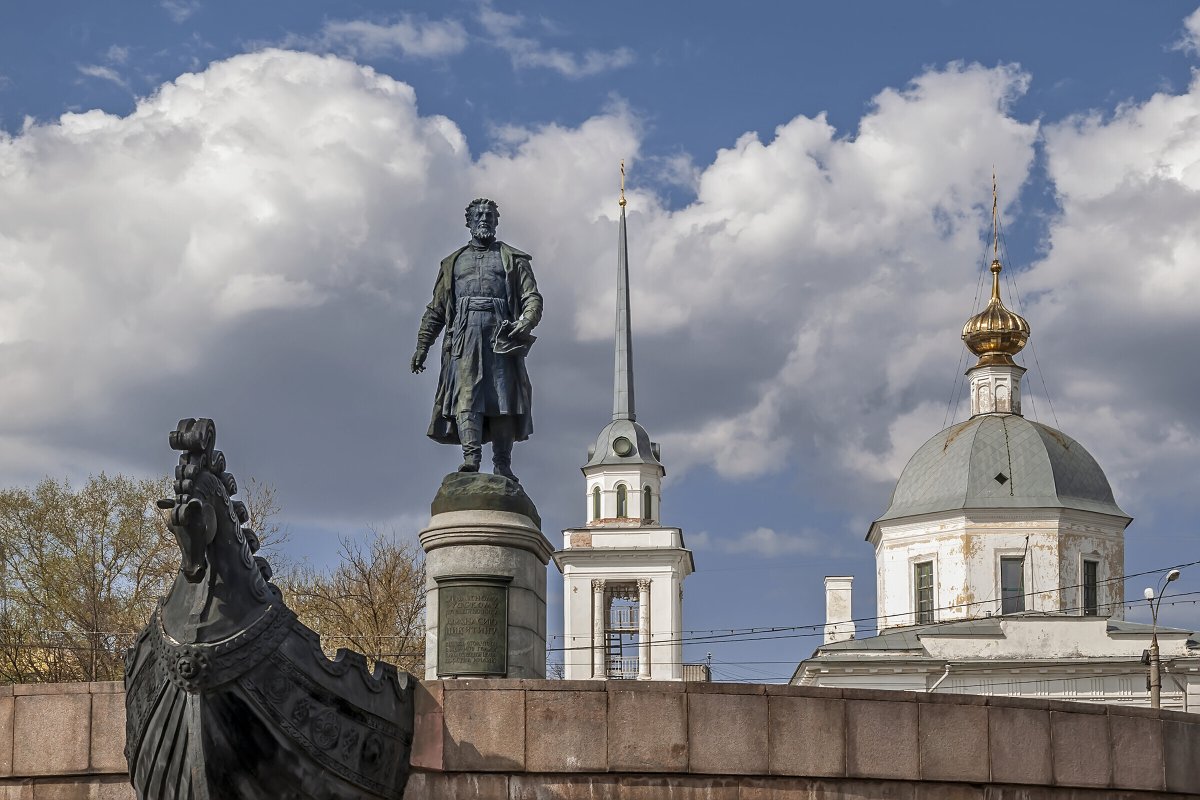 Памятник Афанасию Никитину