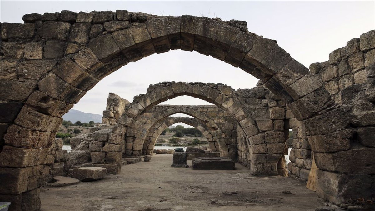 Adana архитектуры