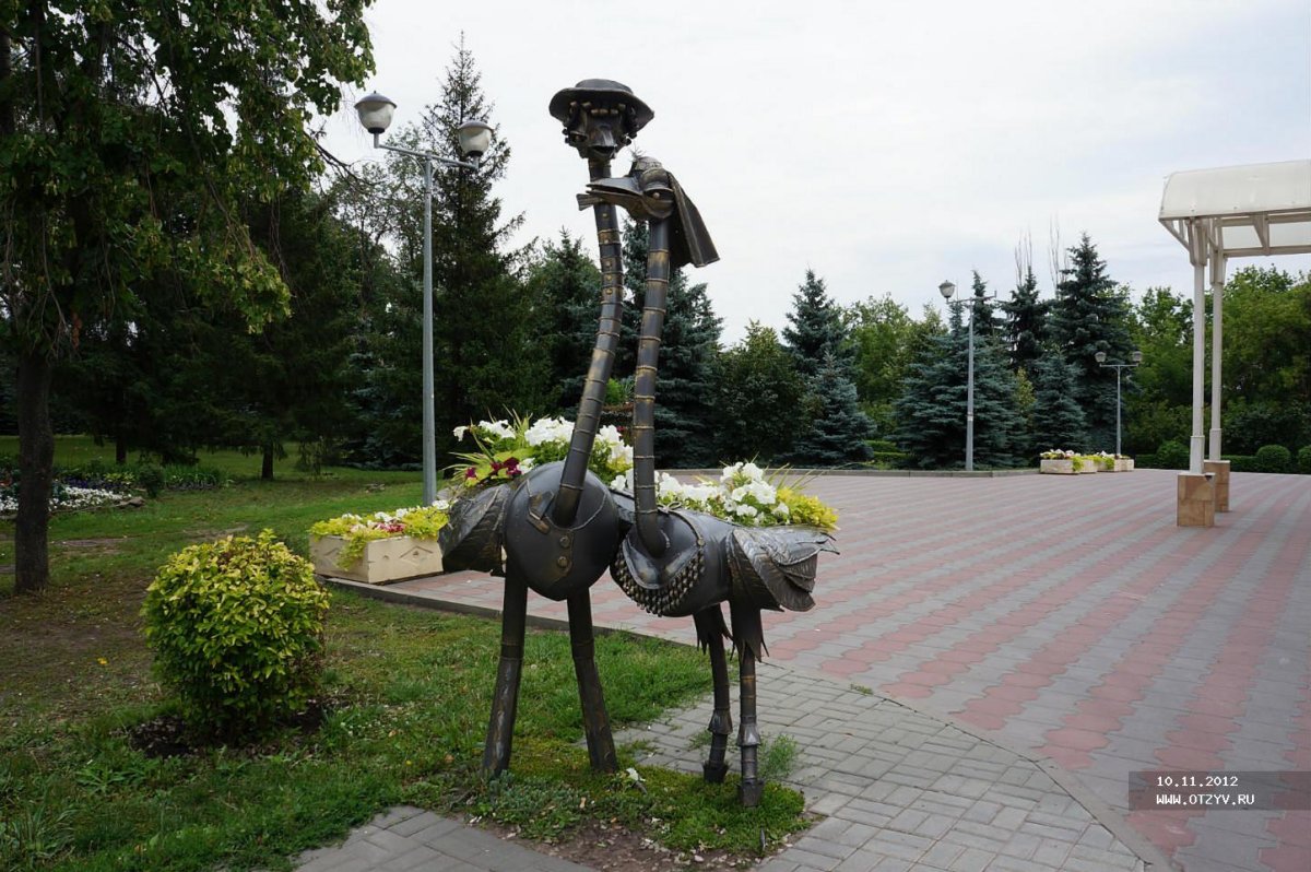 Липецк памятник страус