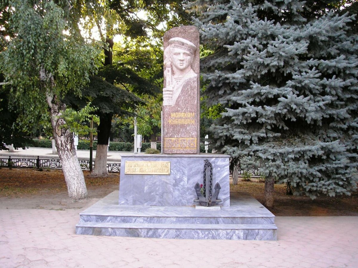Памятники и мемориалы Армавира