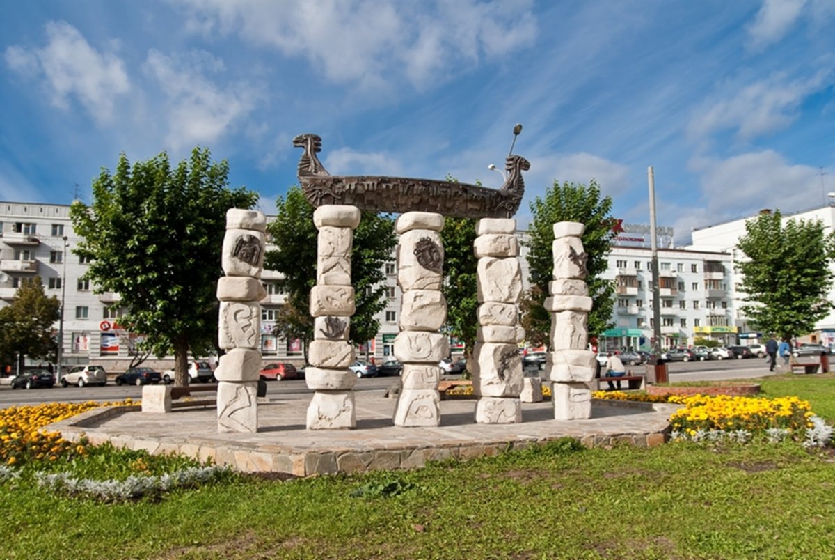 Скульптурная композиция Кама-река Пермь