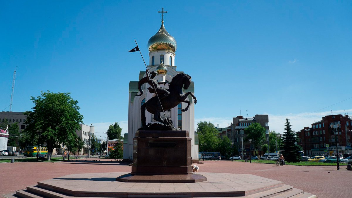Город Иваново памятник борцам революции