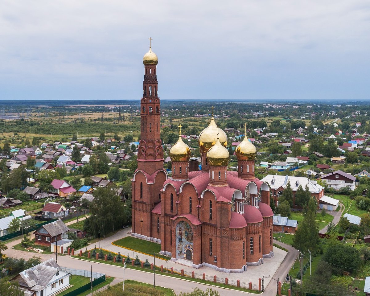 Храм иконы Божией матери Фурманов