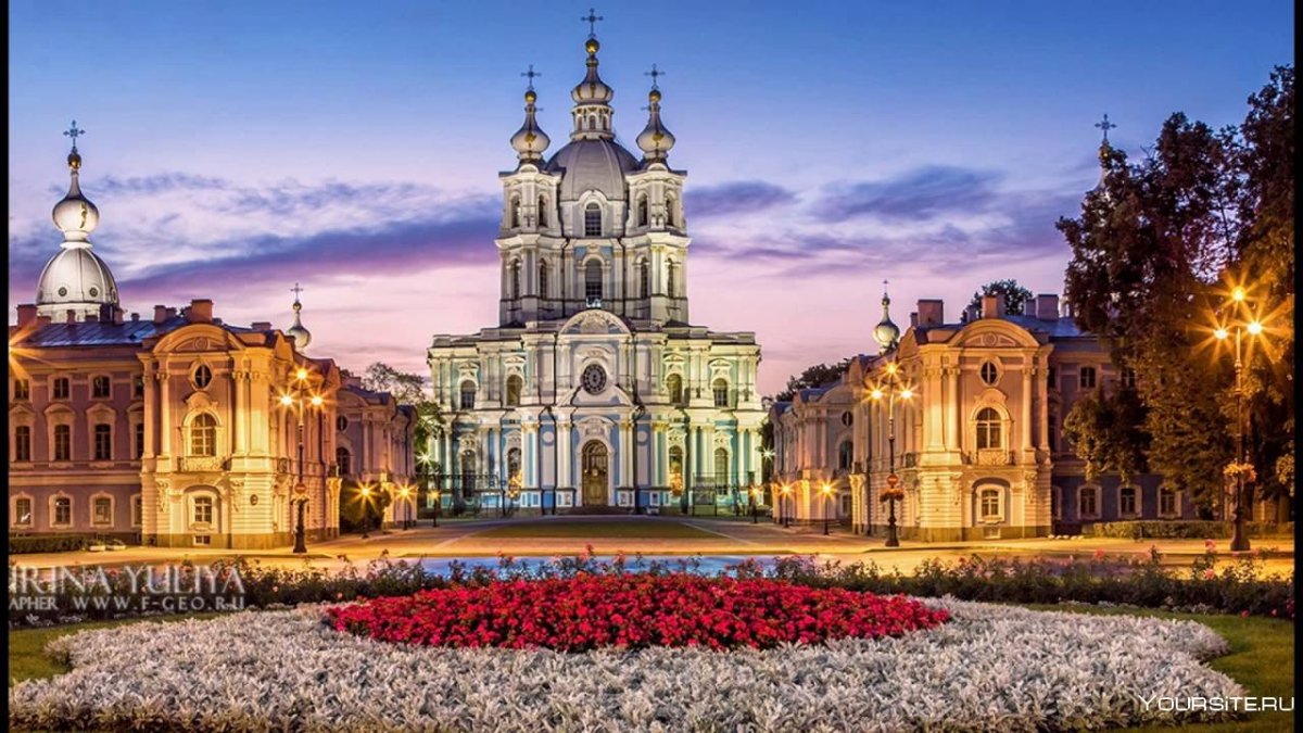 Смоленский монастырь в Санкт-Петербурге