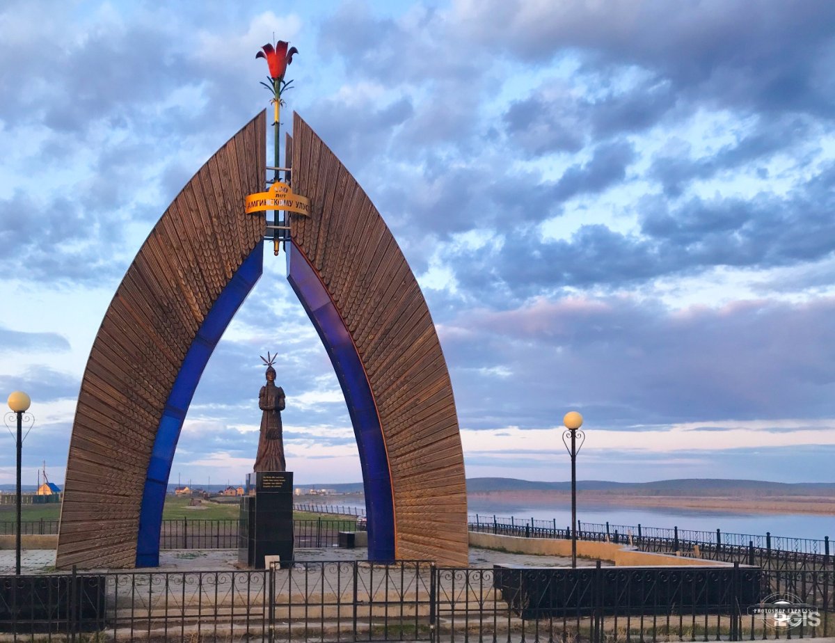 Памятник мамонту в Якутске