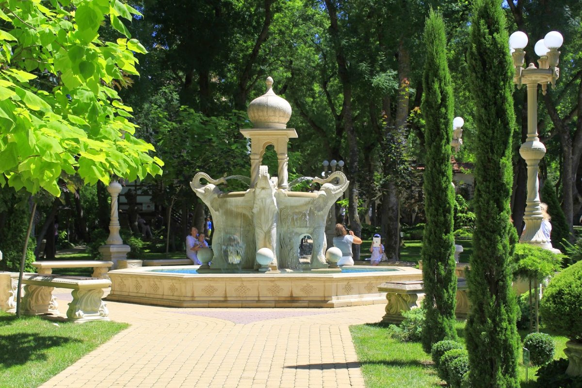 Фонтан в Кабардинке