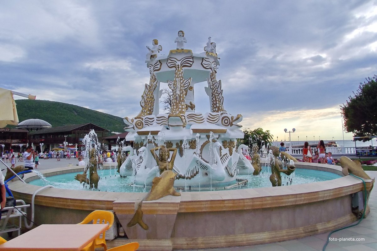 Кабардинка парк море