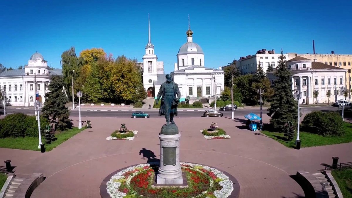 Трёхсвятская улица в Твери