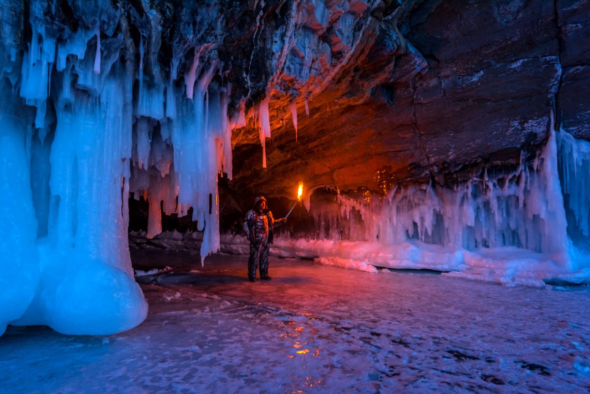 Нукатская пещера