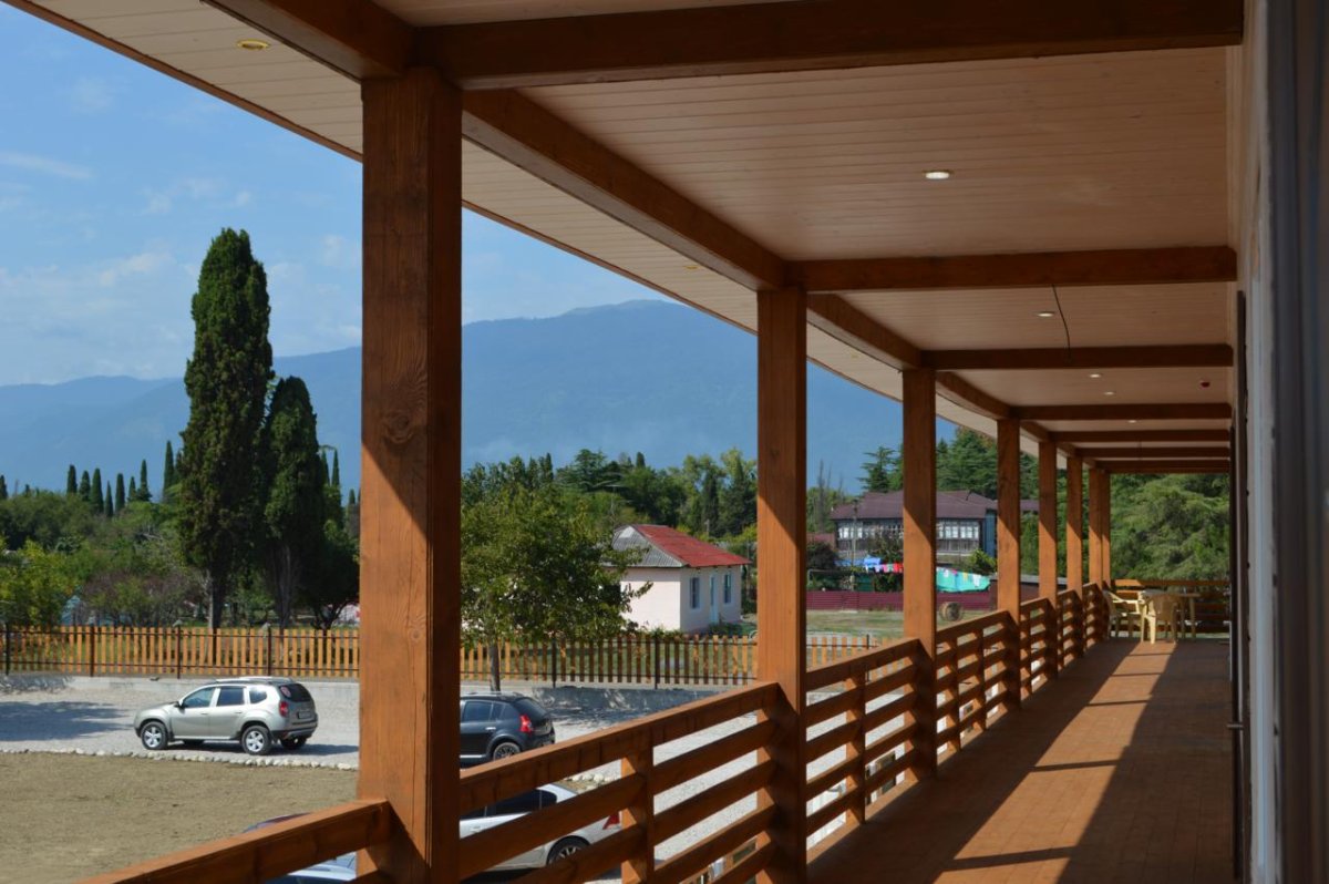 Al mare Hotel Пицунда