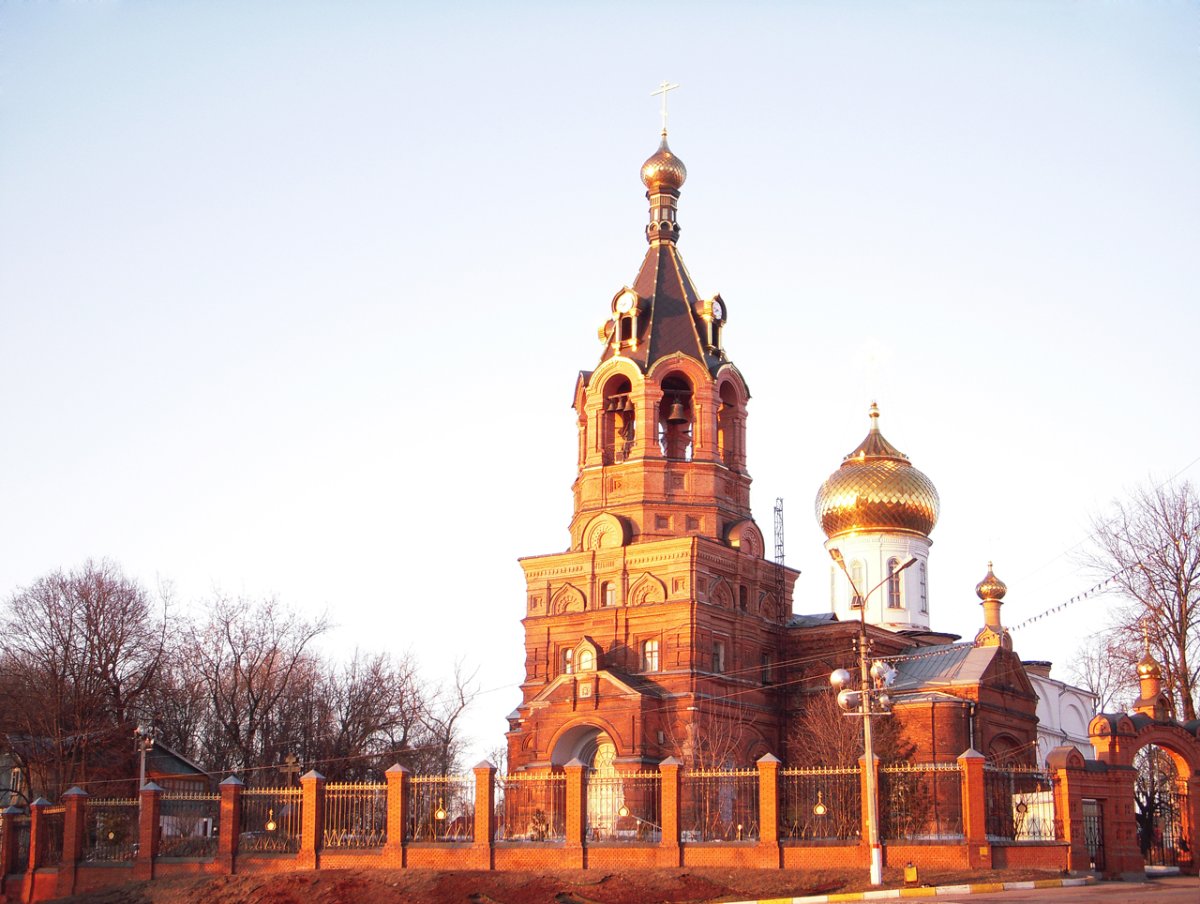 Памятники в поселке Ильинский Раменского района