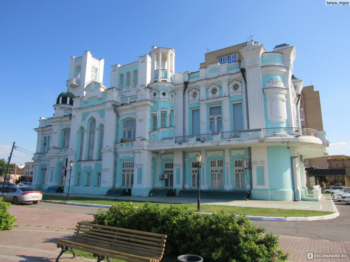Дворец Калуга в Астрахани