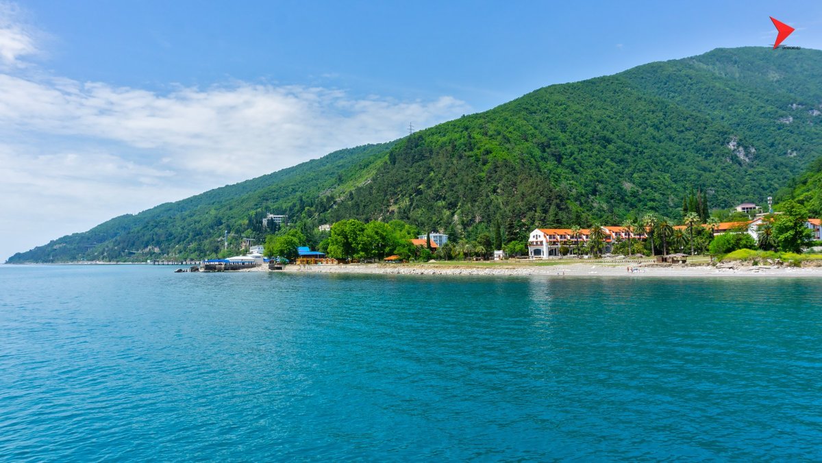 Черное море в Гаграх