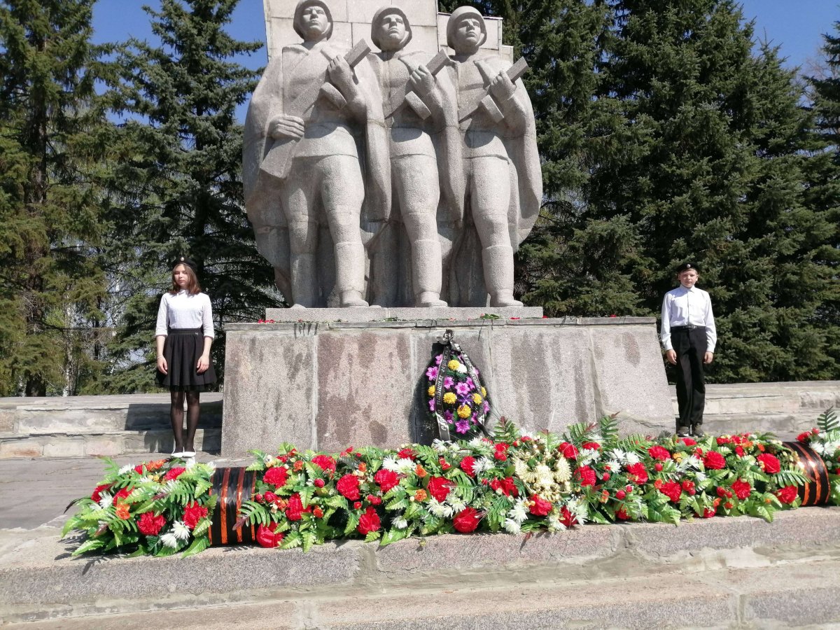 Мемориальный комплекс холм славы Кузнецк