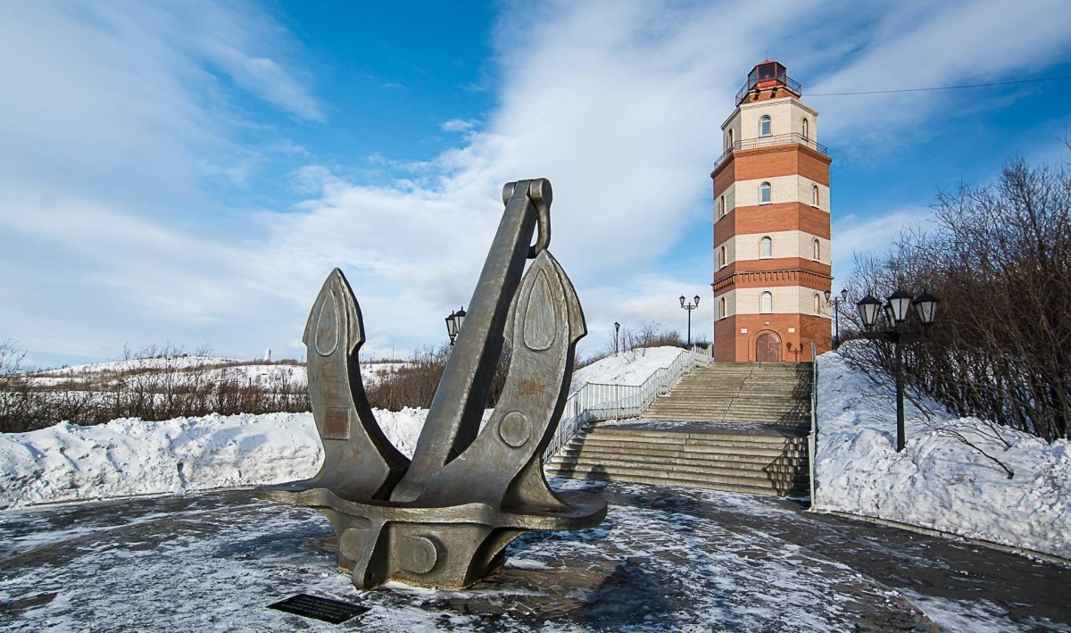 Мемориал морякам в Мурманске