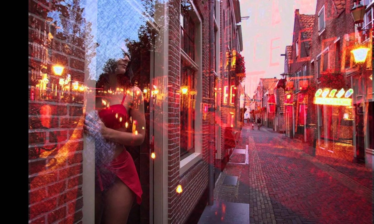 Улица розовых фонарей амстердам