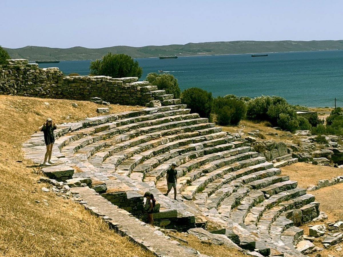 Театр древних афин