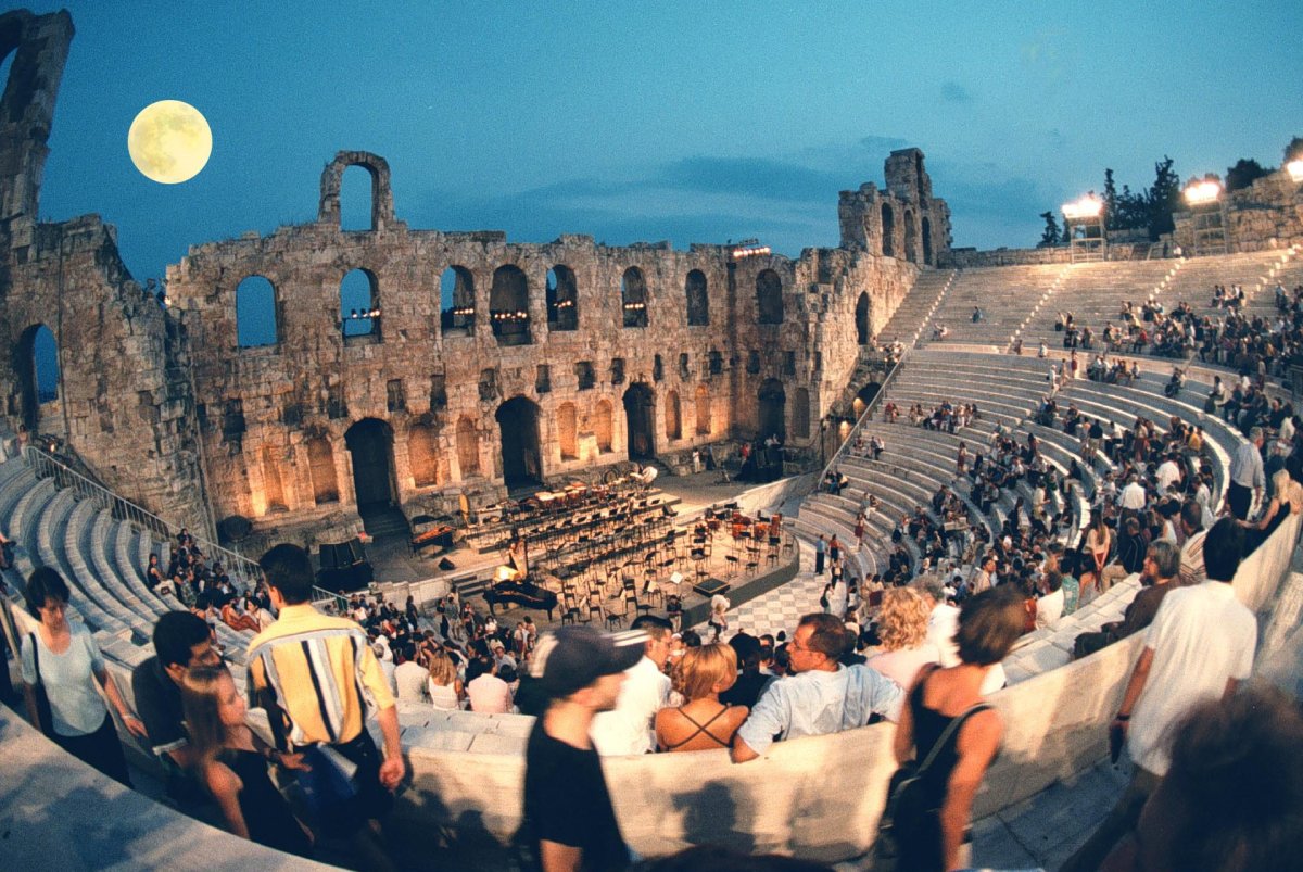 театр в афинах