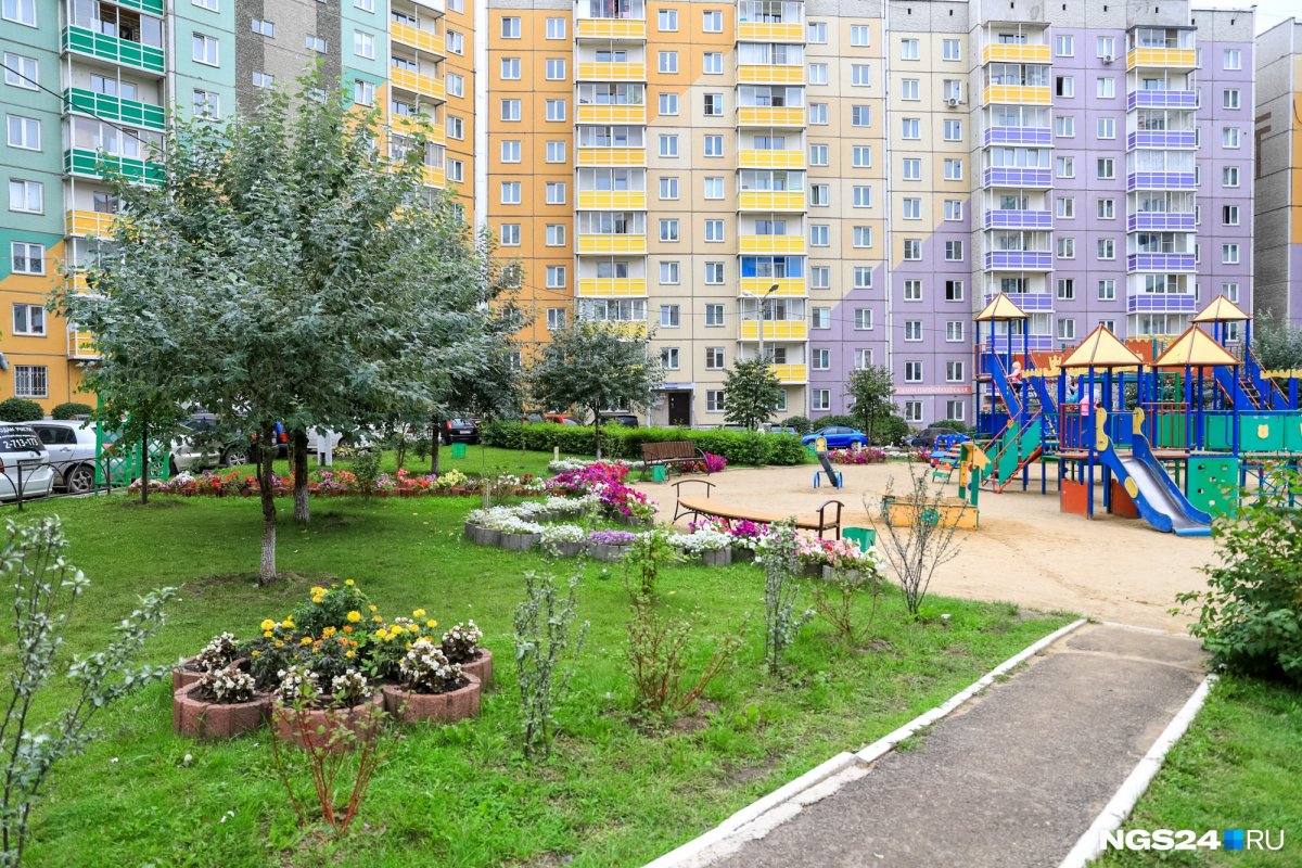 Детские дворовые площадки