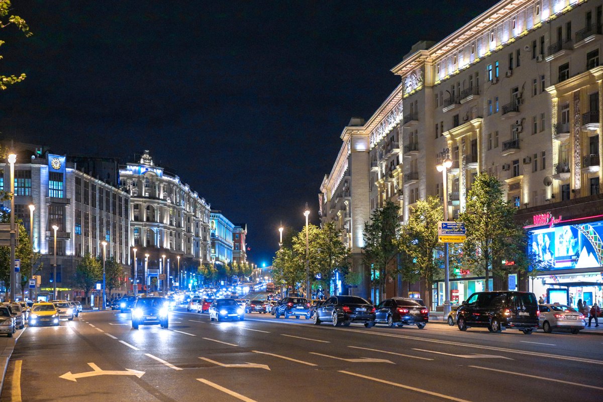 Главная улица Москвы Тверская
