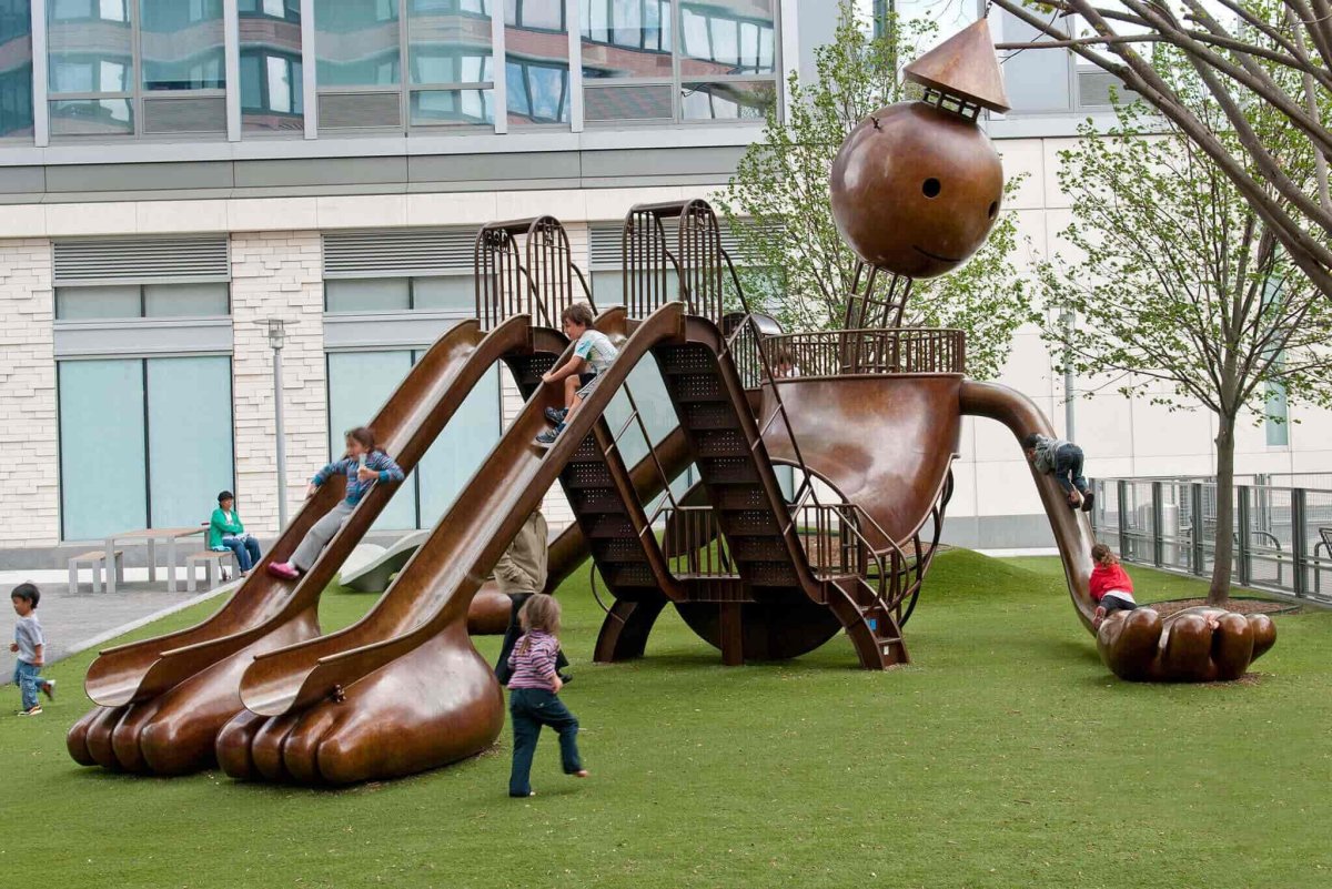 Серебряные башни (Silver Towers Playground), Нью-Йорк, США