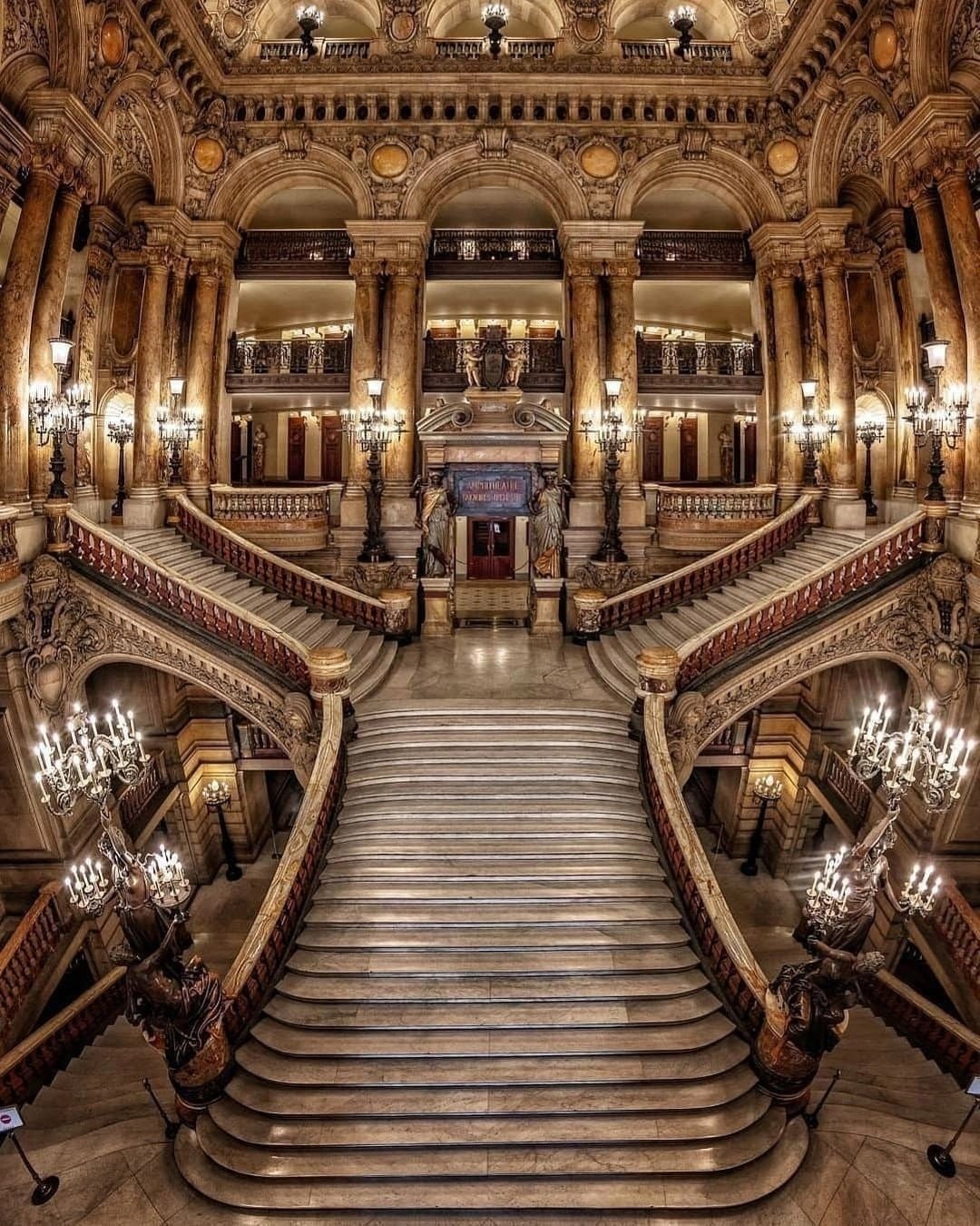 Театр опера гарнье в париже